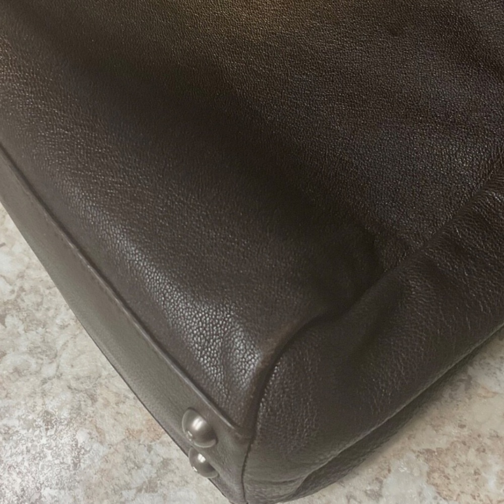 Fendi Peekaboo bag, small,brown leather, zucca print inside , no shoulder strap. - Picture 14 of 16